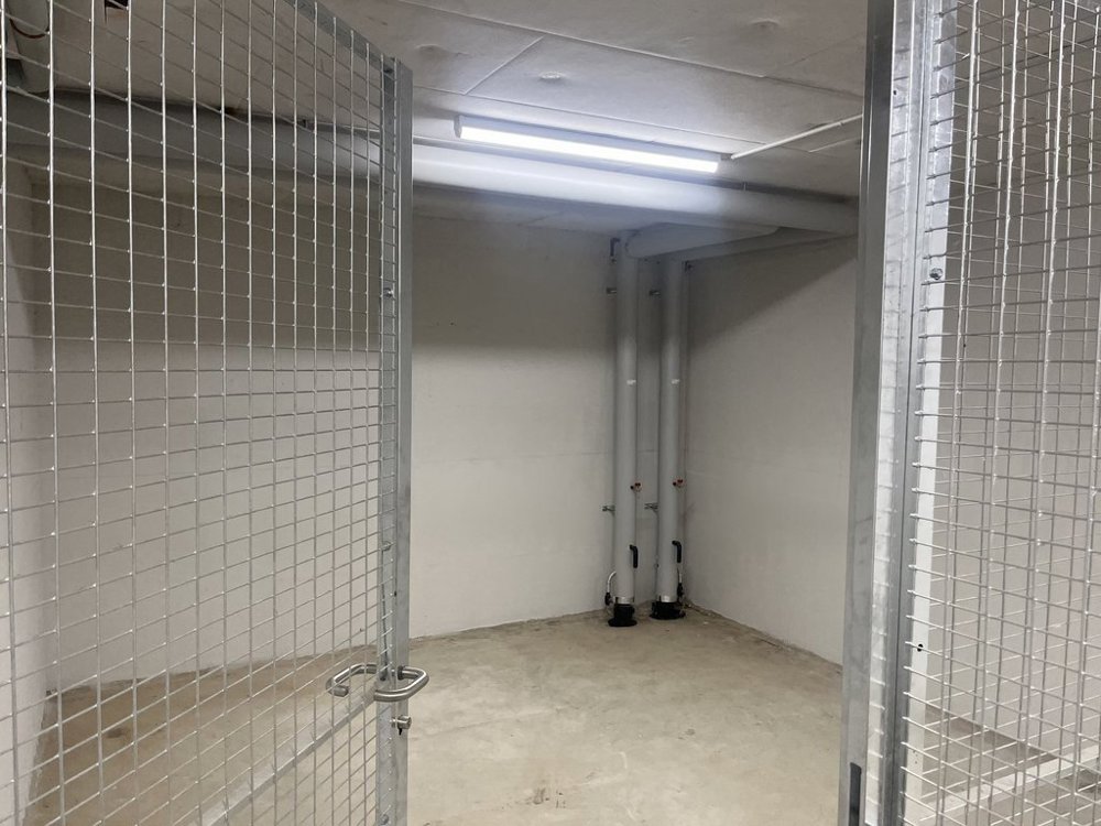 null rooms Office & Commercial for rent in Zug - image 1/2