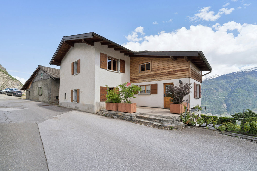 Casa di 6 locali in vendita a Leytron - immagine 1/8