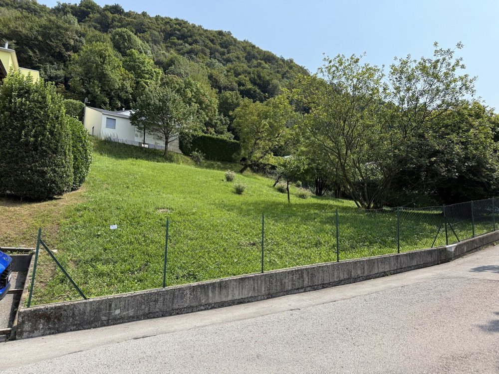 Terreno di null locali in vendita a Lugano - immagine 1/1