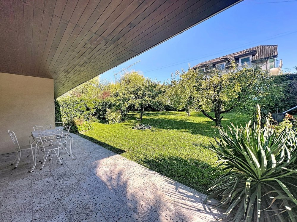 7 Zimmer Haus zu vermieten in Cointrin - Bild 1/9