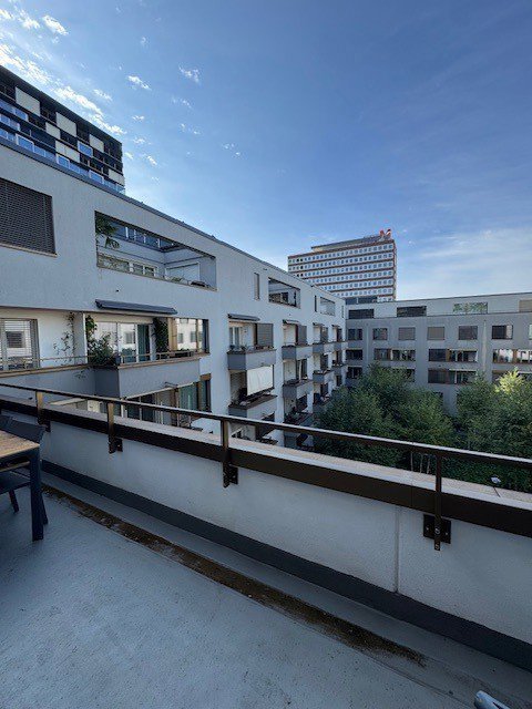 4 rooms Apartment for rent in Zürich - image 1/10