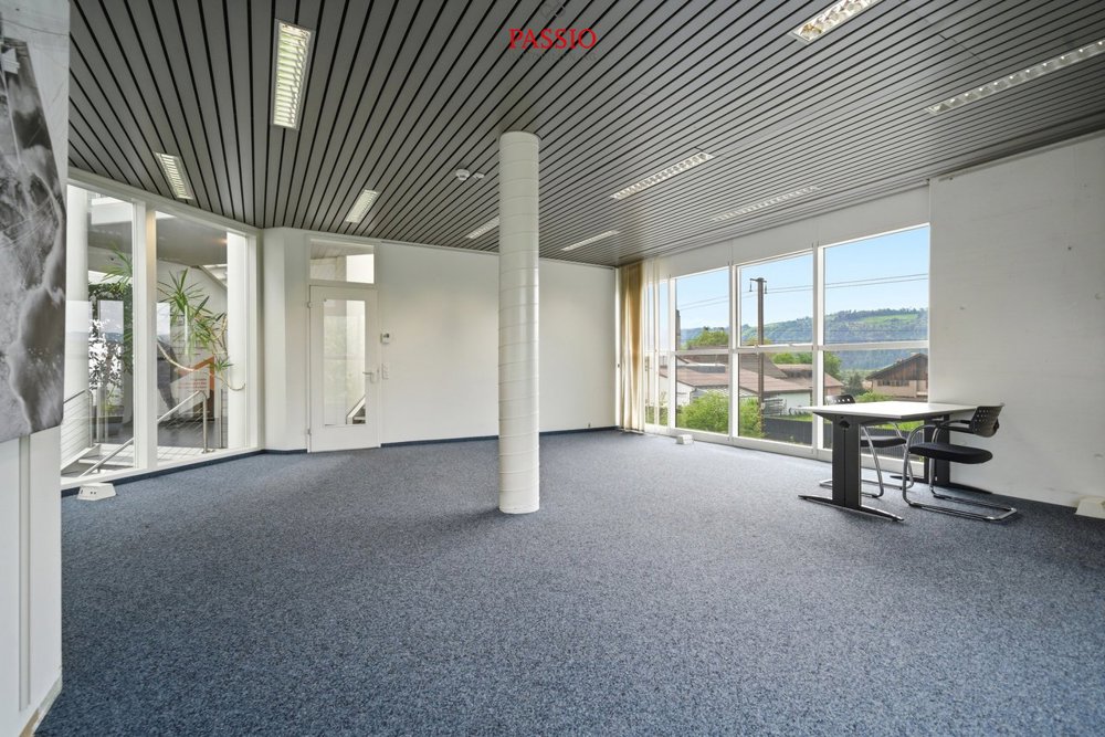 Ufficio & Commercio di null locali in vendita a Rubigen - immagine 1/13