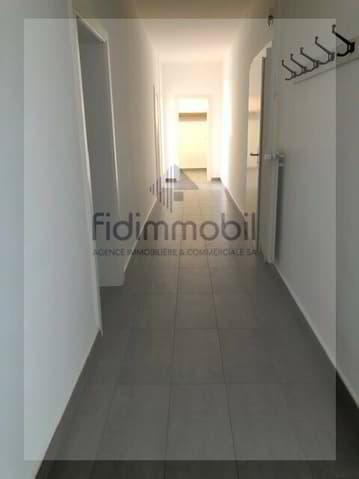 3 Zimmer Wohnung zu vermieten in La Chaux-de-Fonds - Bild 1/12