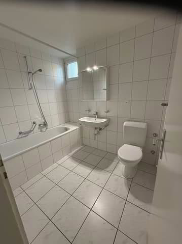 3 rooms Apartment for rent in Neuchâtel - image 1/6