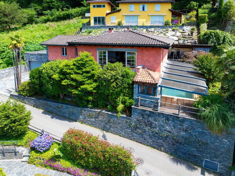 Maison 7 pièces à acheter à Tegna - image 1/1