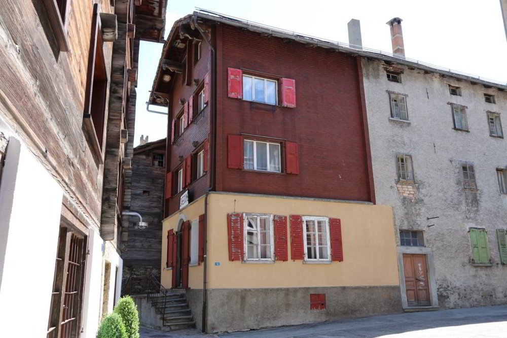 2.5 Zimmer Wohnung zum verkaufen in Saas-Grund - Bild 1/9