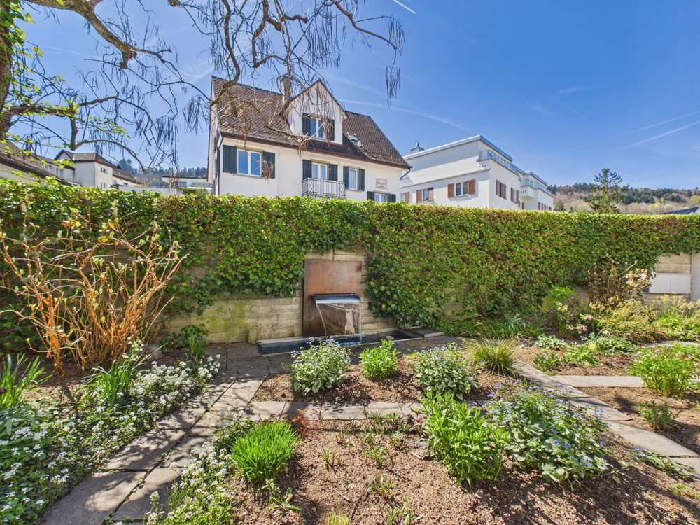 11 rooms House to buy in Horgen - image 1/13