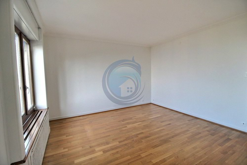Appartement 4 pièces à louer à Clarens - image 1/13