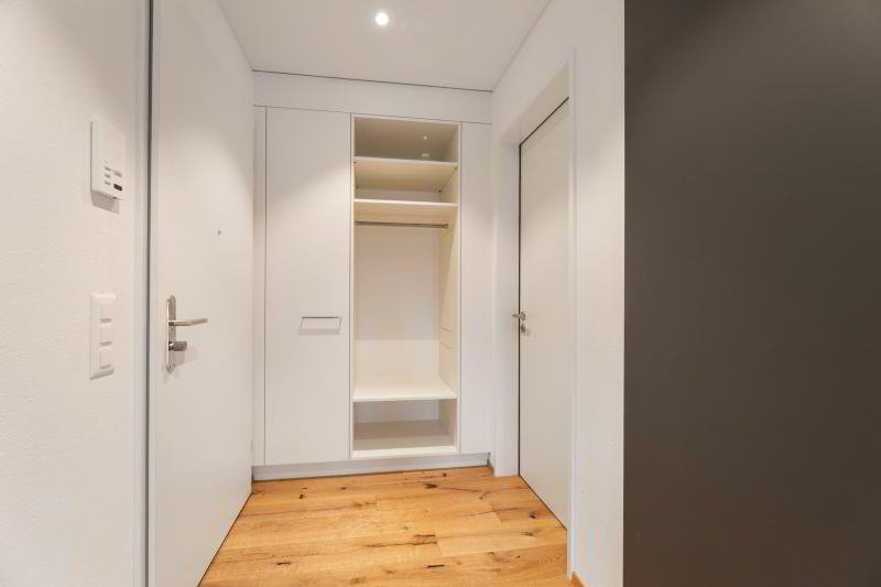 Appartement 3 pièces à louer à Höri - image 1/5