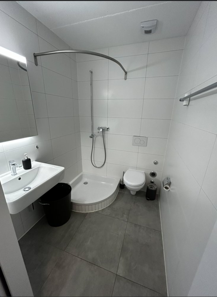 null Zimmer Büro zu vermieten in Losanna - Bild 1/6