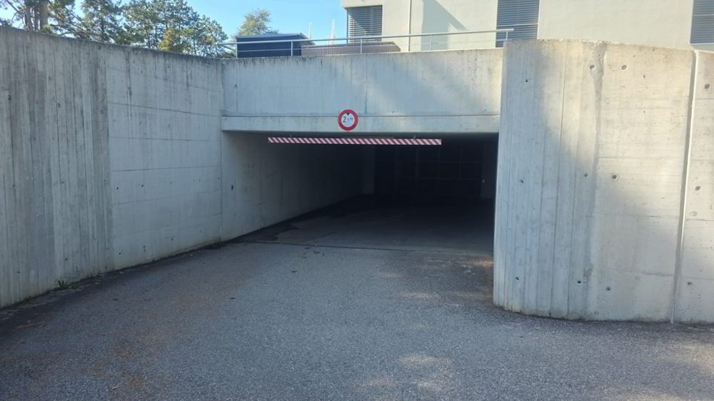 Parcheggio, garage di null locali in affitto a Penthalaz - immagine 1/3