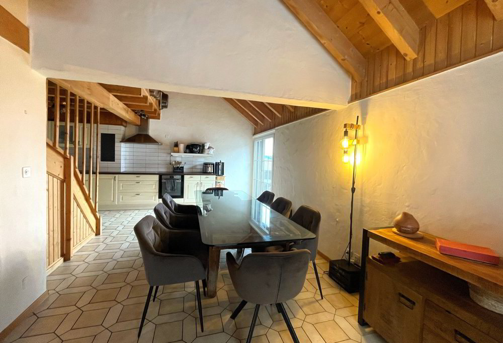 5 rooms Apartment to buy in Gruyères - image 1/8