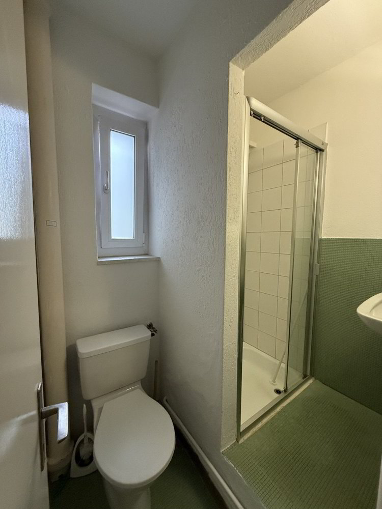 2.5 rooms Apartment for rent in Zurigo - image 1/4