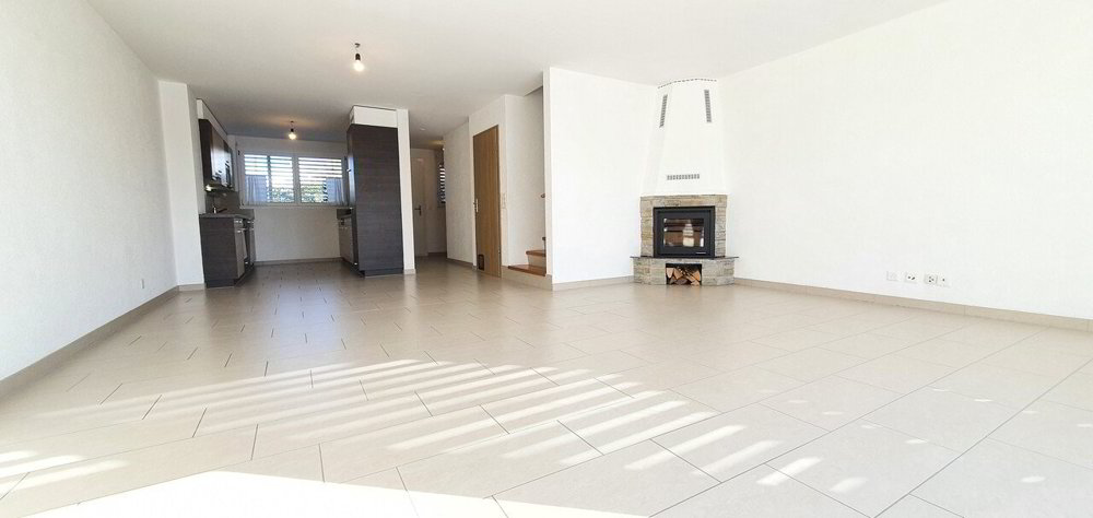 Appartement 4 pièces à acheter à La Conversion - image 1/5
