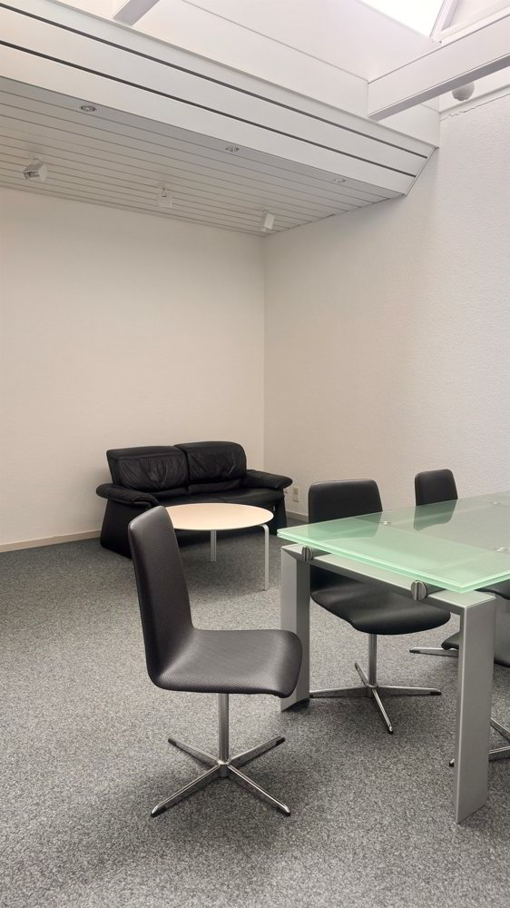 Ufficio & Commercio di null locali in affitto a Brügg BE - immagine 1/6