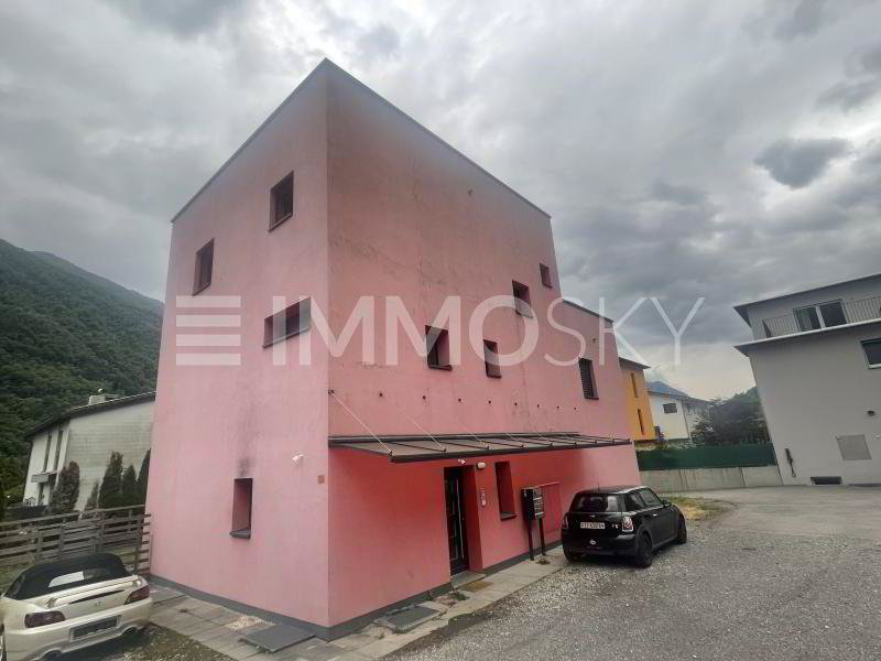 9 Zimmer Wohnung zum verkaufen in Gordevio - Bild 1/1