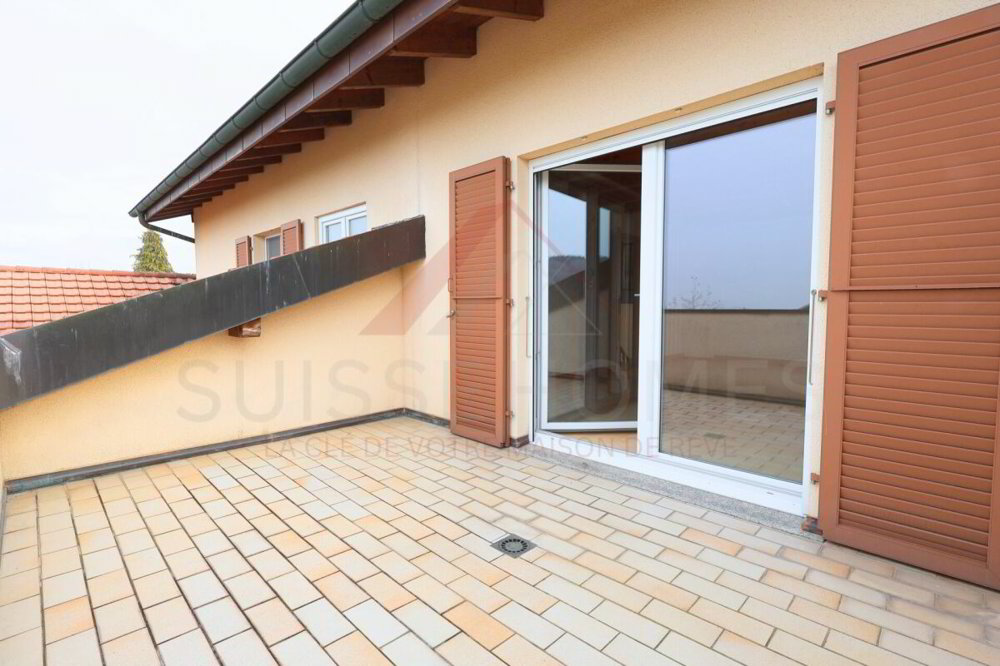 Casa di null locali in vendita a Lentigny - immagine 1/13