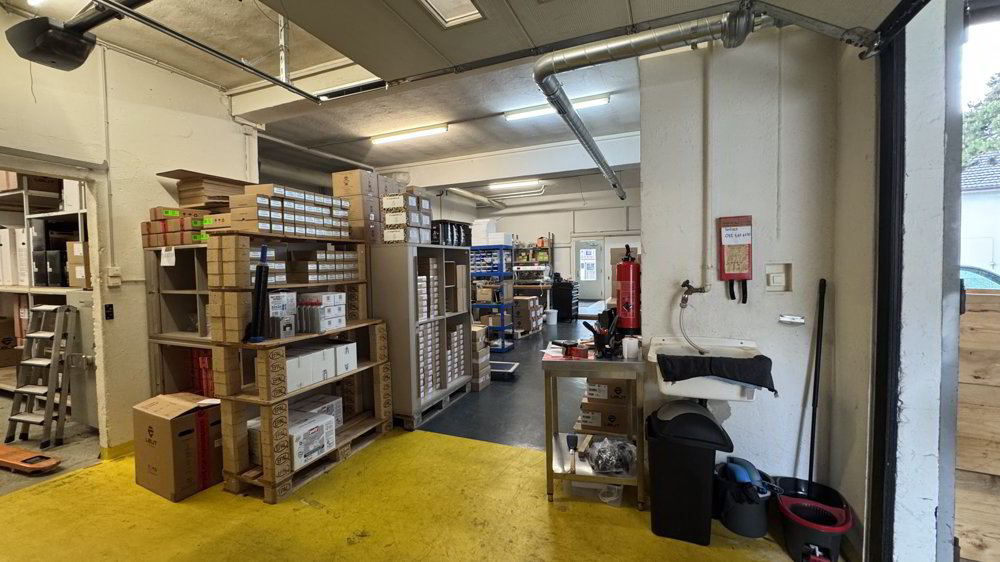 null rooms Office & Commercial for rent in Otelfingen - image 1/7