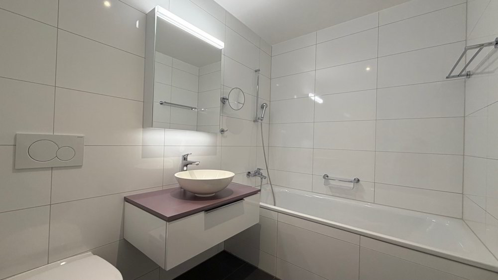 4 rooms Apartment for rent in Bulle - image 1/7