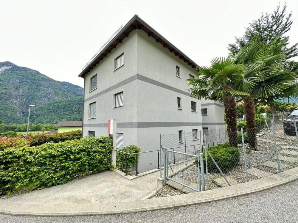 3.5 Zimmer Wohnung zu vermieten in Cresciano - Bild 1/8