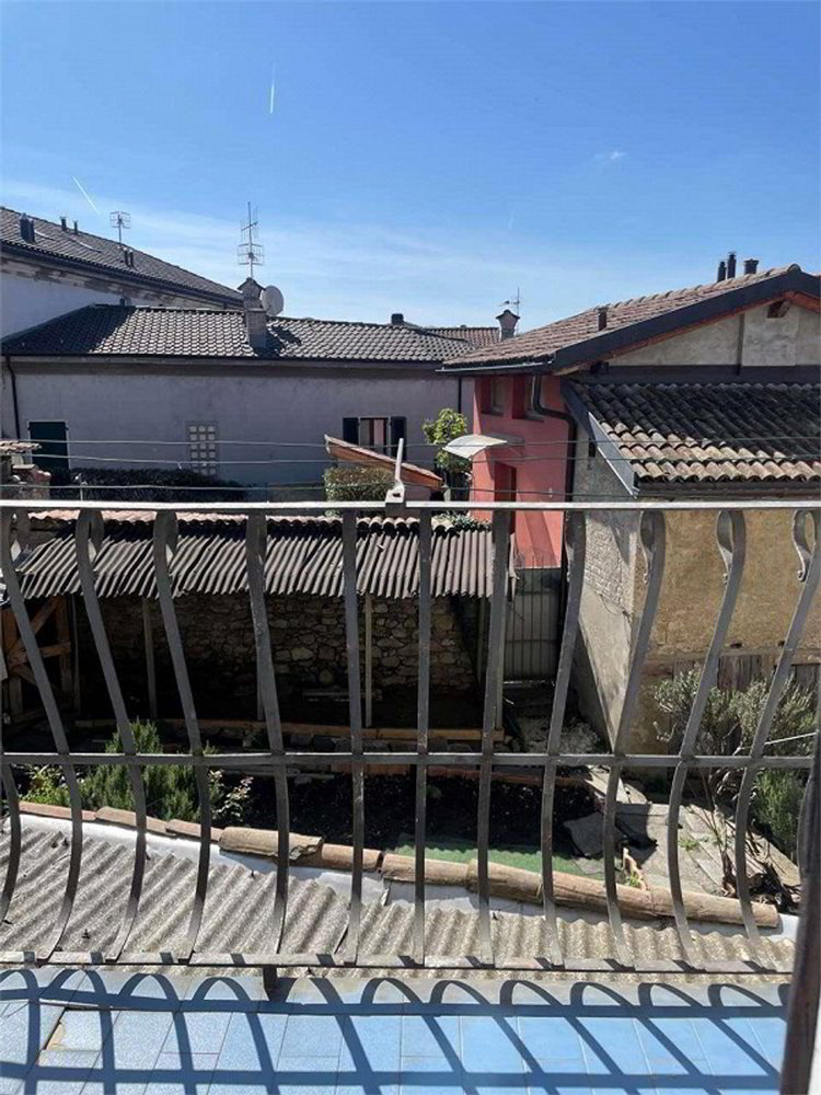 Maison 5.5 pièces à acheter à Morbio Inferiore - image 1/5