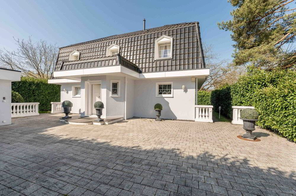 Maison 5.5 pièces à acheter à Aesch BL - image 1/17