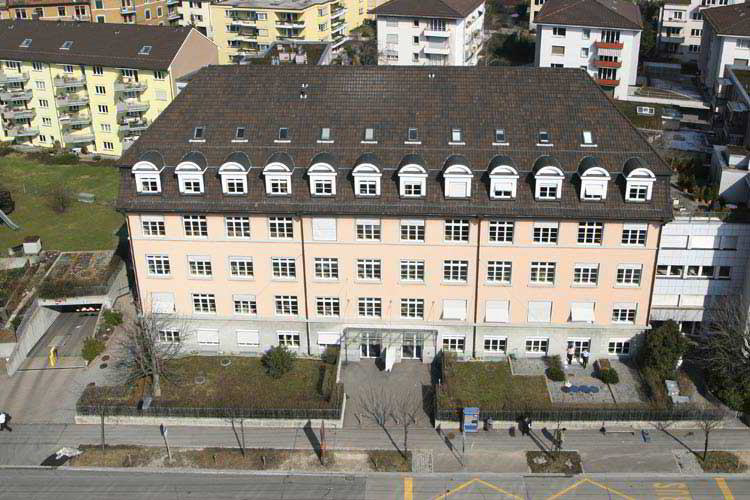 Parking, garage null pièces à louer à Zürich - image 1/1