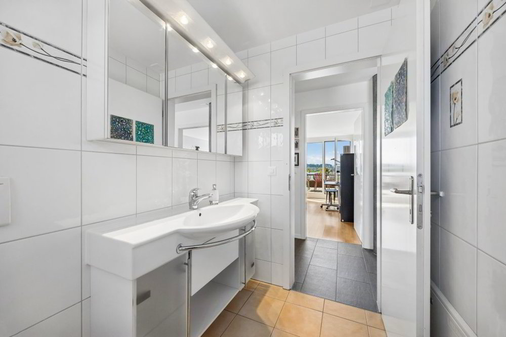 5 rooms House to buy in Wohlen b. Bern - image 1/13