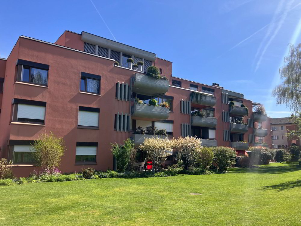 2 rooms Apartment to buy in Andelfingen - image 1/9