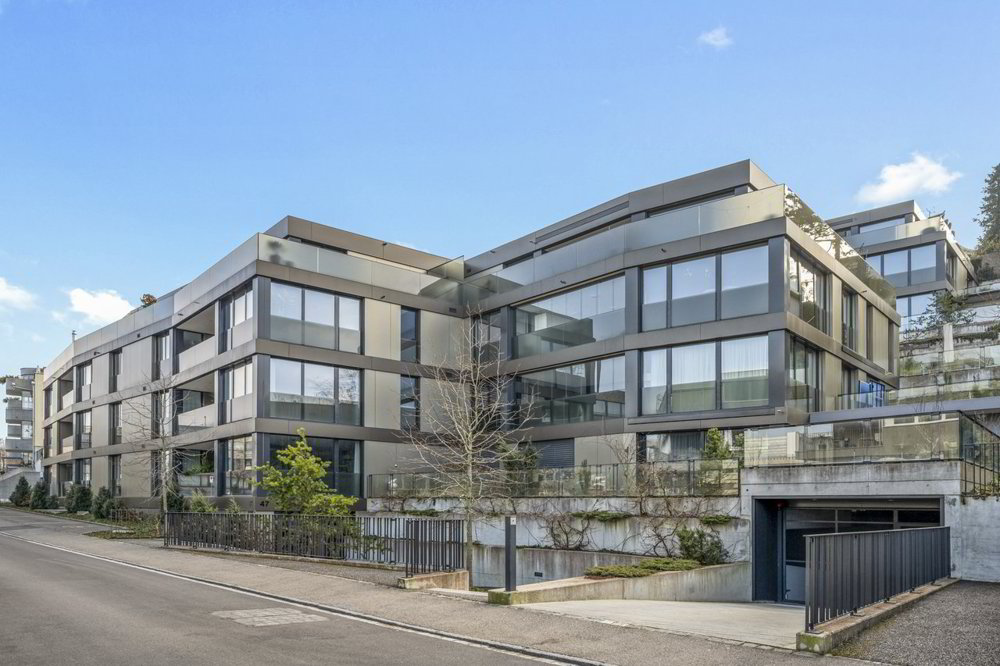 3 rooms Apartment to buy in Binningen - image 1/12