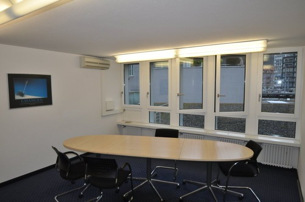 Bureau & Commerce null pièces à louer à Baden - image 1/5