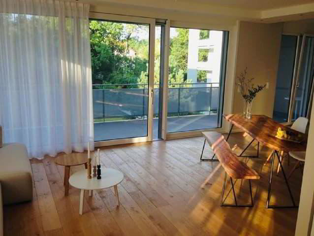 Appartement 4 pièces à louer à Cologny - image 1/8