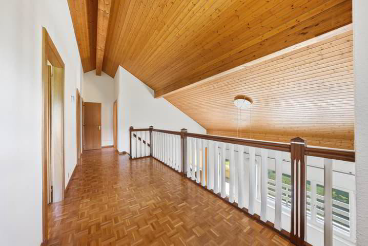 5.5 Zimmer Wohnung zum verkaufen in Bursinel - Bild 1/9