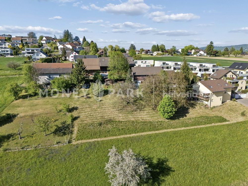 7.5 Zimmer Haus zum verkaufen in Dürrenäsch - Bild 1/11