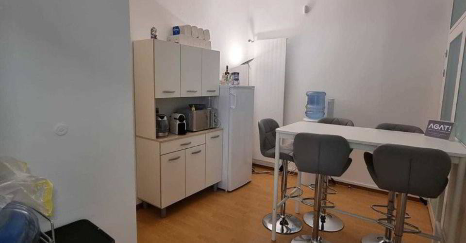 Bureau & Commerce null pièces à louer à Lausanne - image 1/8