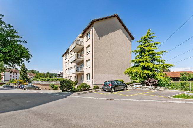 Parking, garage null pièces à louer à Uster - image 1/1