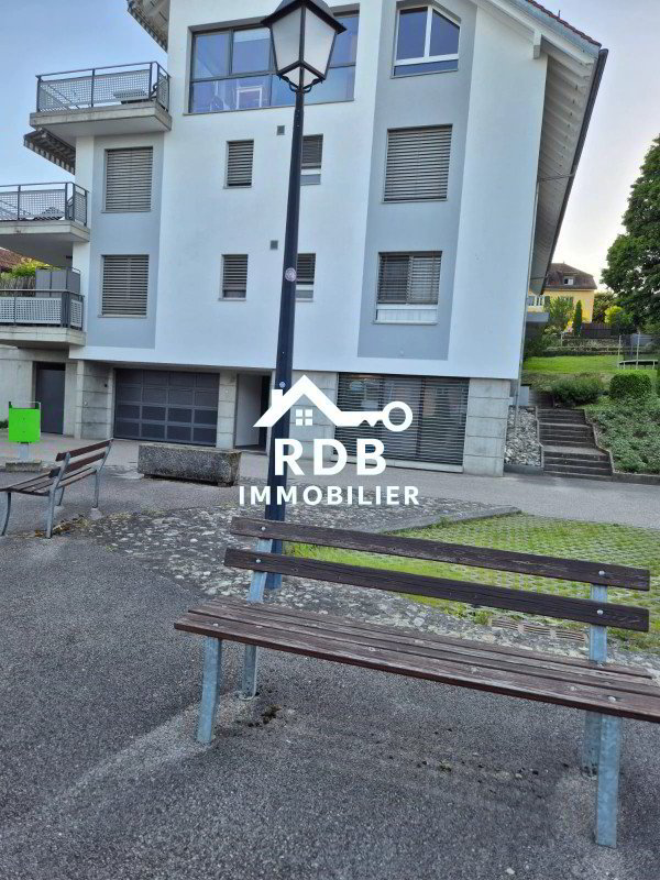 1 Zimmer Wohnung zu vermieten in Genolier - Bild 1/13