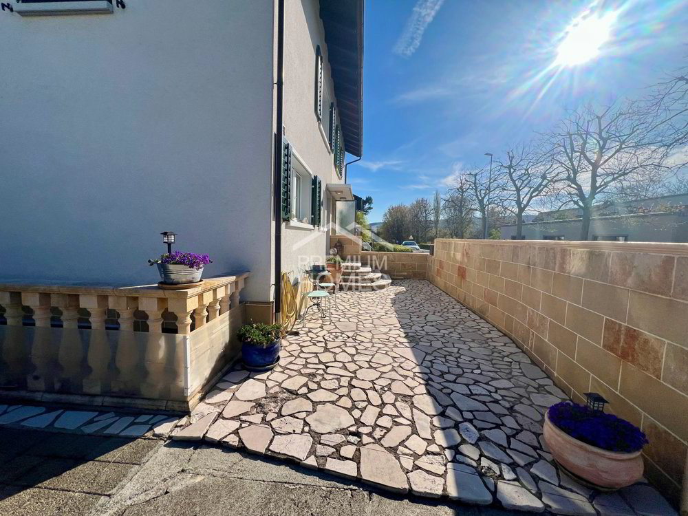 Maison 4 pièces à acheter à Wohlen AG - image 1/12