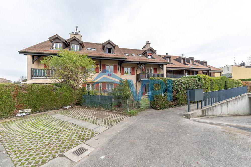 5 Zimmer Wohnung zum verkaufen in La Croix-de-Rozon - Bild 1/11