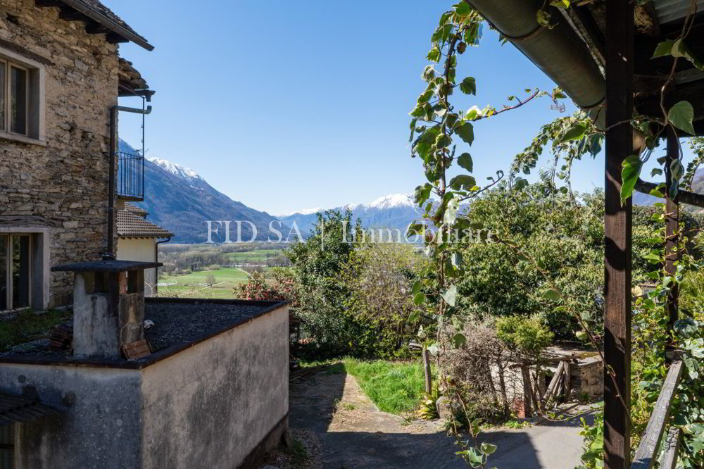 Casa di 3.5 locali in vendita a Gudo - immagine 1/6