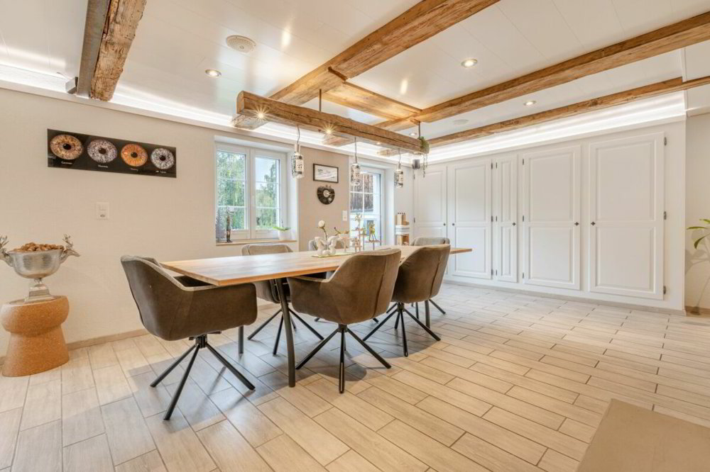 Casa di 7 locali in vendita a Rickenbach ZH - immagine 1/13