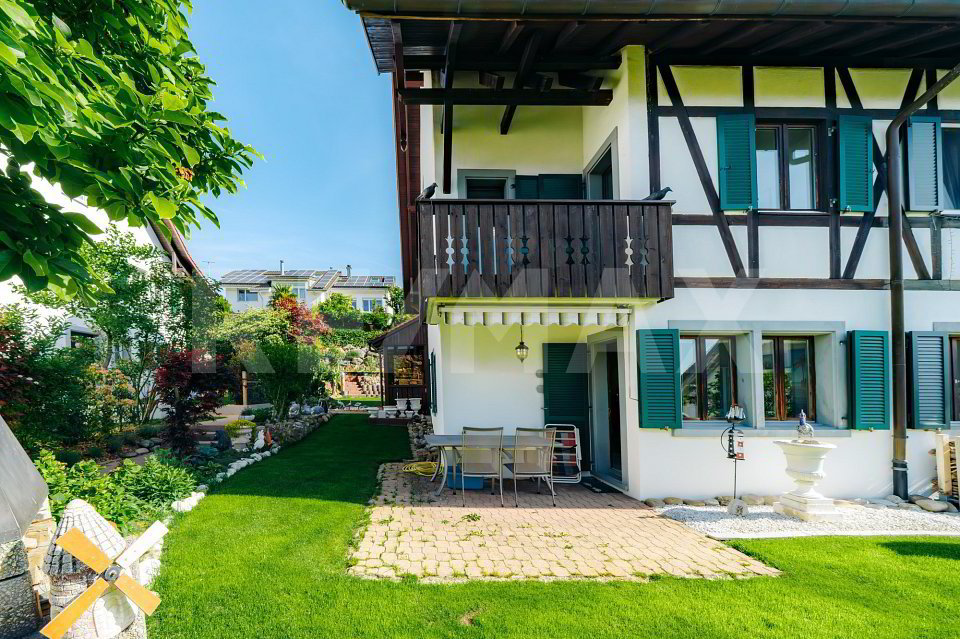 5 rooms House to buy in Buchs ZH - image 1/13