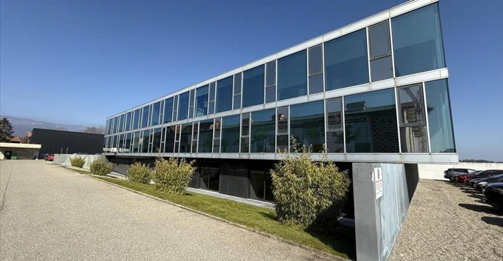null rooms Office & Commercial for rent in Bogis-Bossey - image 1/9