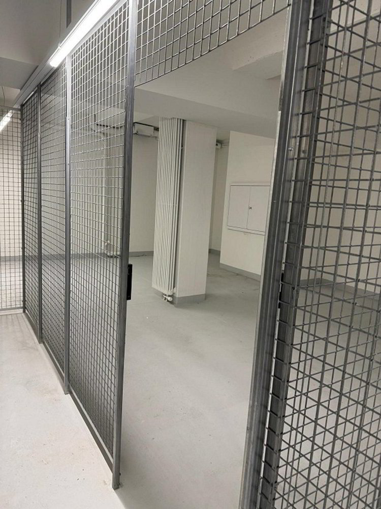 null rooms Office & Commercial for rent in Zoug - image 1/2