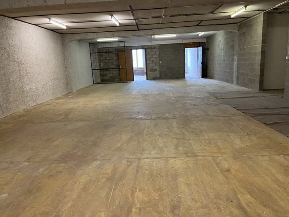 Local commercial en location à Cernier - Réf 27819 - Ansicht 2