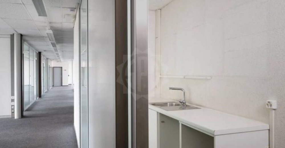 null Zimmer Büro zu vermieten in Meyrin - Bild 1/6