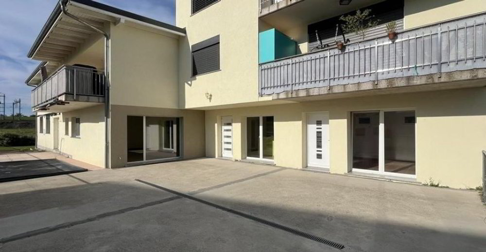 Local commercial en location à Chénens - 190 m² - Mehr