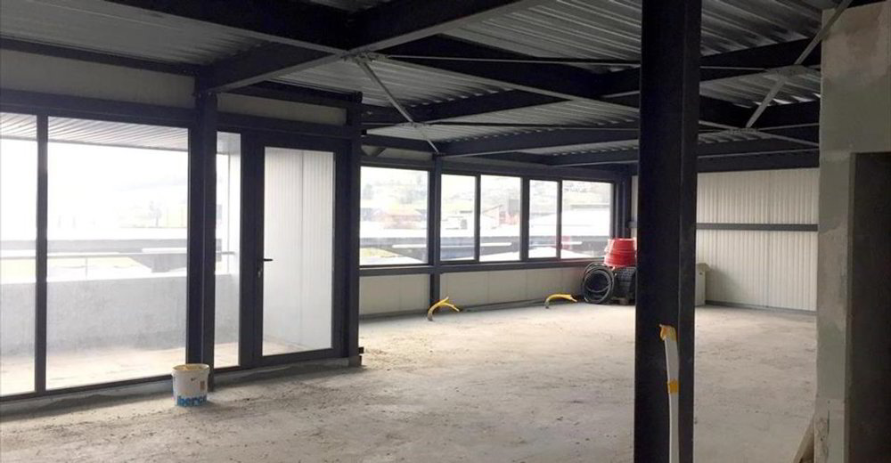 Local commercial en location à Orbe - 145 m² - Ansicht 2