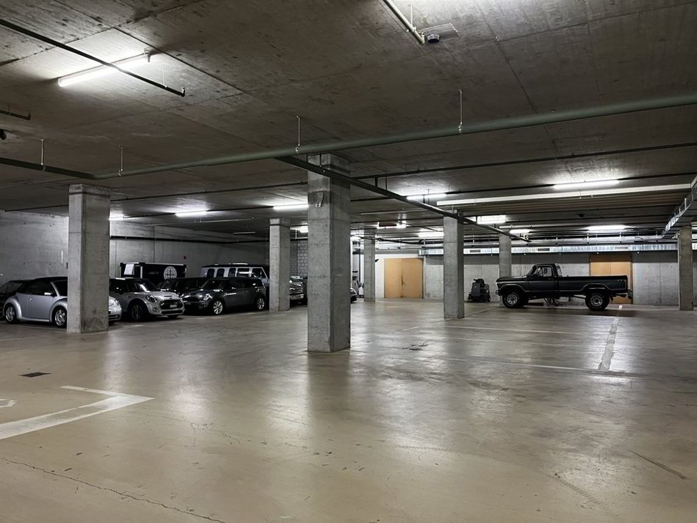 null rooms Car park, garage for rent in Lyssach - image 1/3