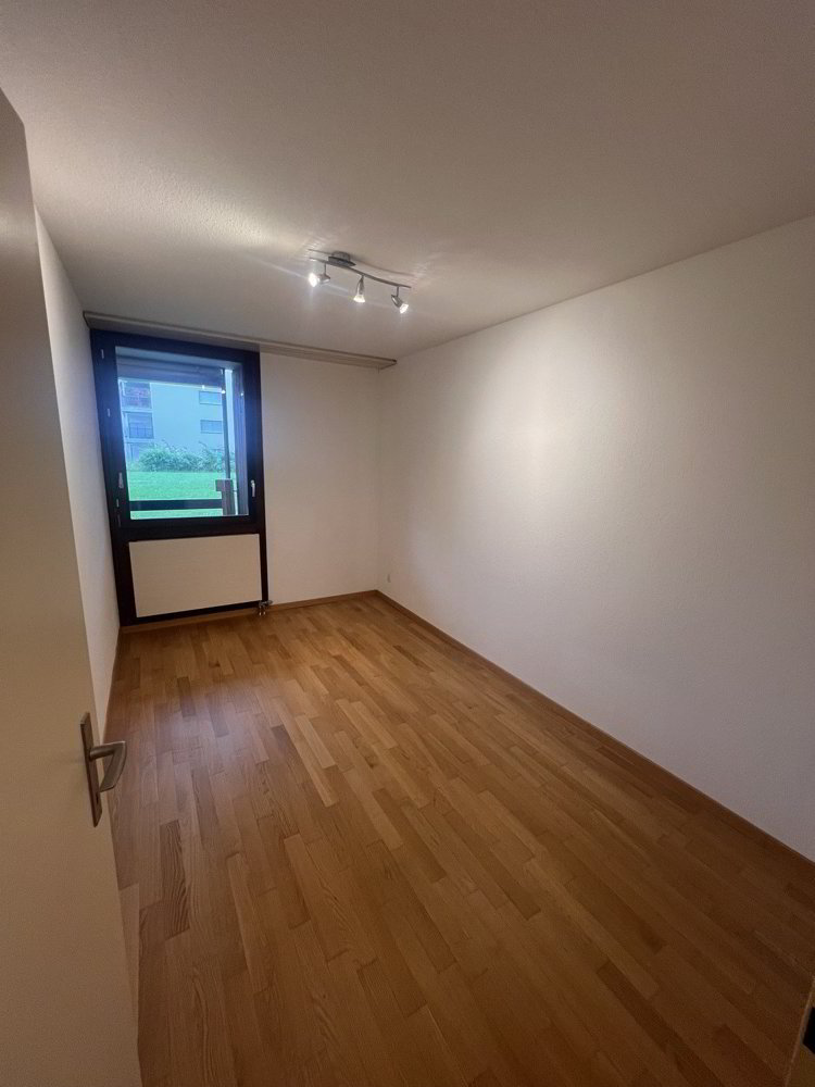 Appartamento di 4 locali in affitto a Unterkulm - immagine 1/8